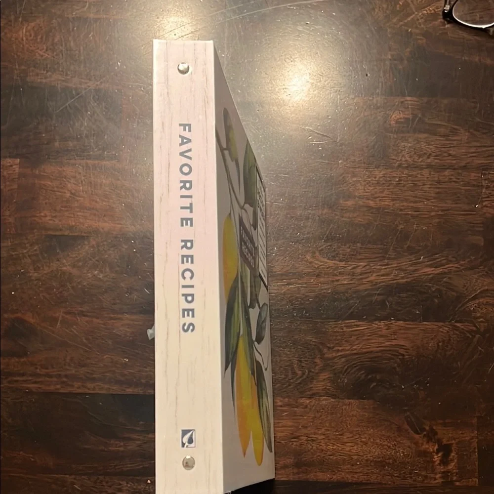 New Seasons Deluxe Recipe Binder - Picture 6 of 9